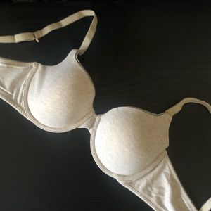 Bra 38B Ambrielle new